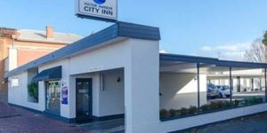 Victor Harbor City Inn 1