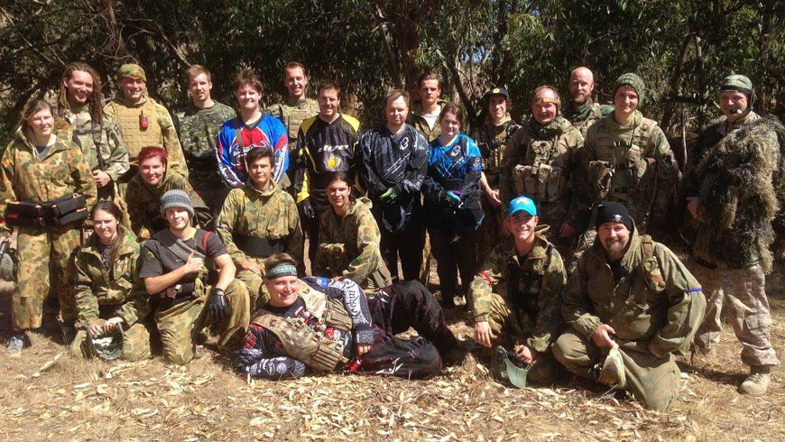 Gold-Coast-Schoolies-paint-ball