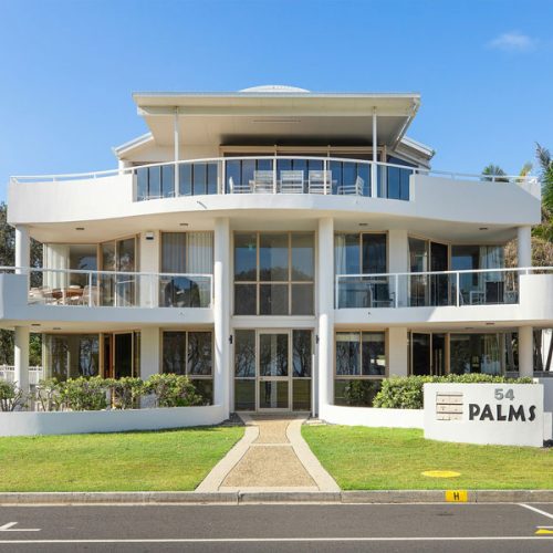 Schoolies Holiday Home #66