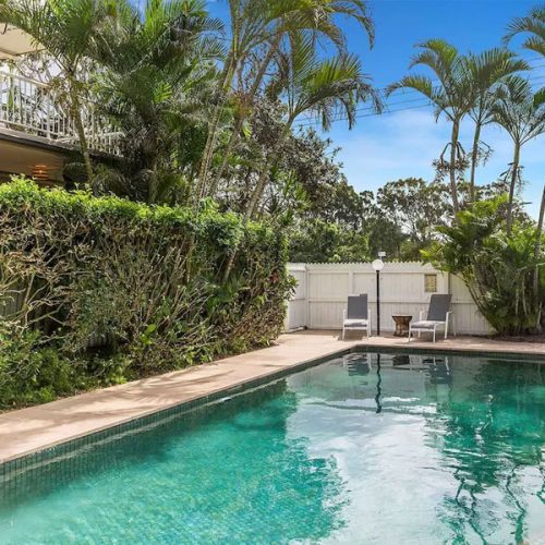 Schoolies Holiday Home #68