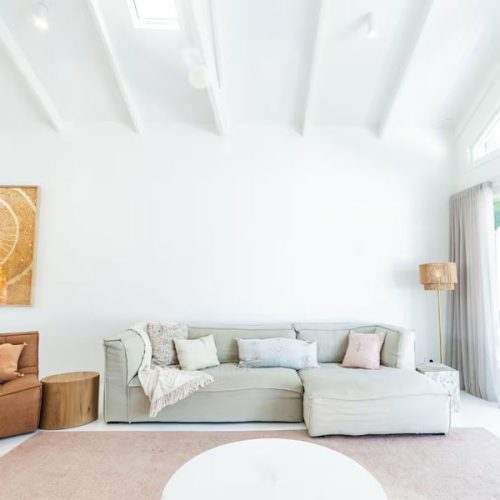 Schoolies Holiday Home #68