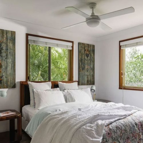 Schoolies Holiday Home #76